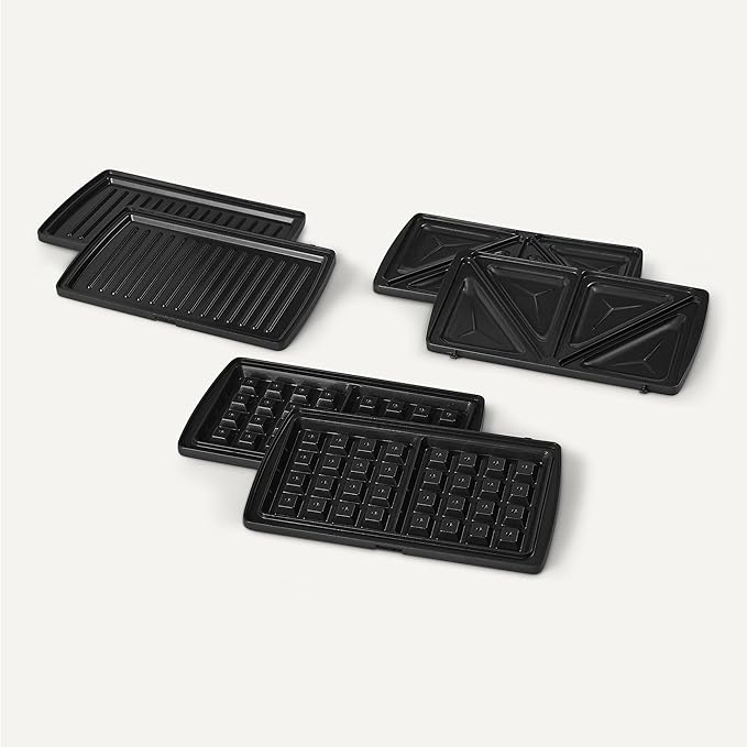 Amazon Basics 3-in-1 Sandwich Maker, Panini Press and Waffle Maker with Removable Ceramic-Coated Plates, 760W, Space-Saving Storage