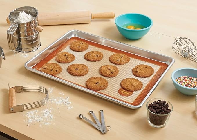 Mrs. Anderson's Baking Half Sheet Pan, 13-Inches x 18-Inches, Heavyweight Commercial Grade 19-Gauge Aluminum