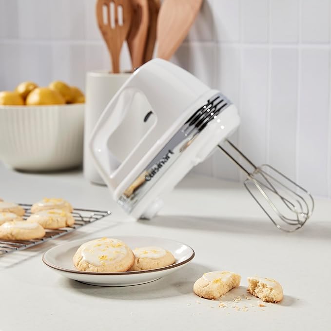 Cuisinart Power Advantage PLUS 9-Speed Hand Mixer, 220W-Motor Hand Blender Electric Mixer with 9 Speed Settings, Extra-Long Dishwasher-Safe Beaters, 3 Low Mixing Speeds, Storage Case, HM-90S, White