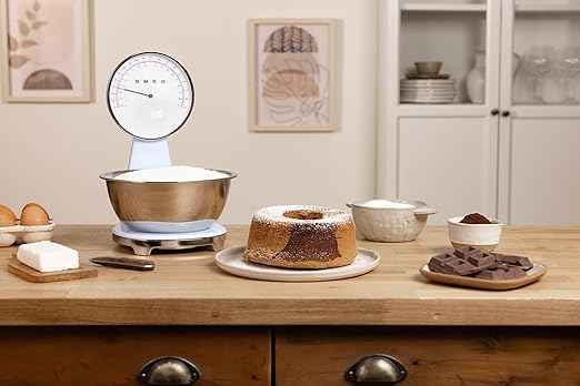 SMEG Retro-Style Analog & Digital Kitchen Scale, 11 lb Capacity, Rechargeable Battery, Backlit LCD Display, Stainless Steel Bowl (Pastel Blue)
