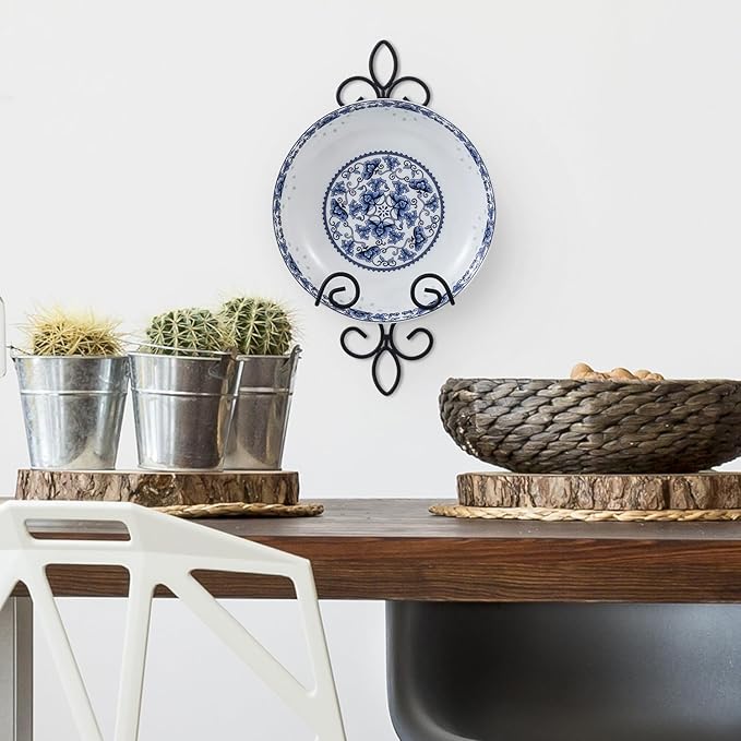 MyGift Wall Plate Hanger Holds Single 5.5 to 8 Inch Plates, Vertical Plate Holders, Decorative Metal Wire Platter Rack, Scrollwork Hanging Display Easel for Wall