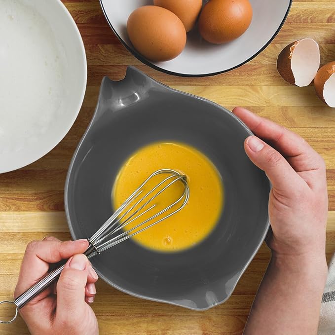 Glad Mixing Bowl with Handle – 3 Quart | Heavy Duty Plastic with Pour Spout and Non-Slip Base | Dishwasher Safe Kitchen Supplies for Cooking and Baking, Grey