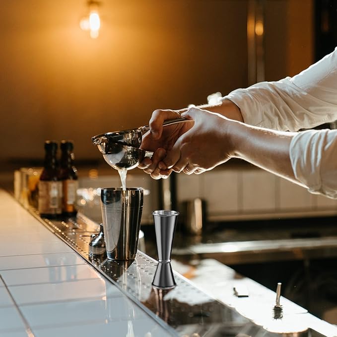 Jigger for Bartending, Briout Double Cocktail Jigger Japanese Premium 304 Food Grade Stainless Steel Jigger 2 OZ 1 OZ with Measurements Inside, Black
