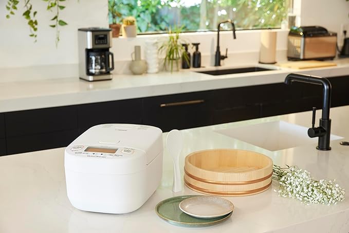 Zojirushi NW-YNC10WA Induction Rice Cooker and Warmer 5.5 Cup, White
