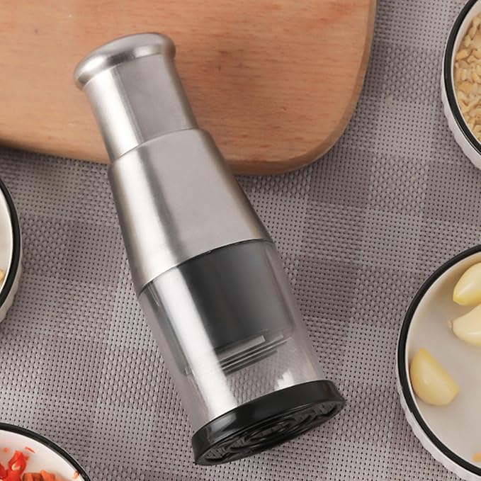 Manual Food Chopper, Garlic Press Multi Functional Stainless Steel Handheld Tool Garlic Pressing Chopper for Mincing Onion, Slicing Peppers, Potato