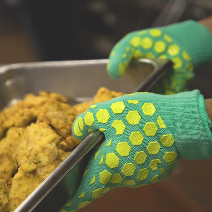J H Heat Resistant Oven Glove: EN407 Certified 932 °F BBQ & Oven Mitts for Grlling, Baking, Kitchen, Camping,Fireplace Indoor&Outdoor 1 Pair