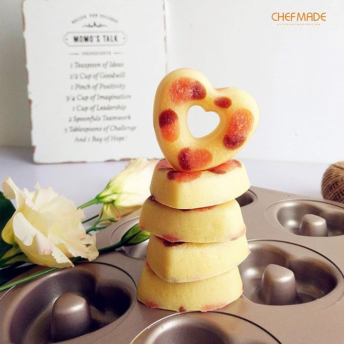 CHEFMADE Donut Mold Cake Pan, 6-Cavity Non-Stick Heart-Shaped Doughnut Bakeware for Oven Baking (Champagne Gold)