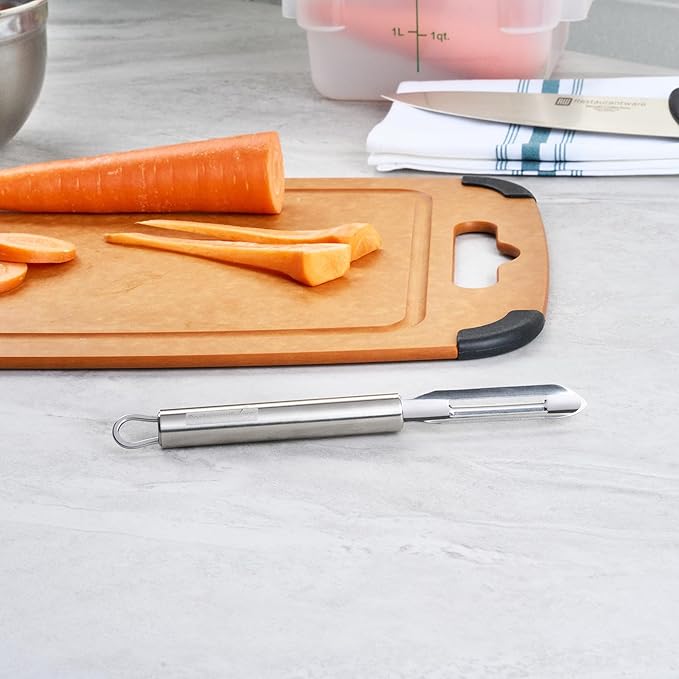 Restaurantware Stainless Steel Straight Vegetable Peeler - German Standard - Double Edged Kitchen Peeler Dishwasher Safe, Sharp Blades - Potato Peeler for Potato, Apple, Cucumber