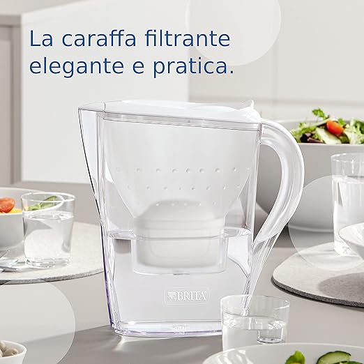 BRITA Jarra con Filtro de Agua Marella Blanca (2,4 l) Incl. 1x Cartucho MAXTRA Pro All-in-1: Jarra Apta para frigorífico con memo Digital y Tapa abatible Que Reduce el Cloro, la Cal y Las impurezas