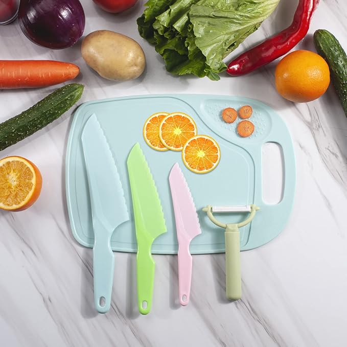 Kids Knifes Set, Kitchen Knife and Cutting Board Set, Children's Cooking Knives in 5 Sizes & Colors/Firm Grip, Serrated Edges, BPA-Free Kids' KnivesLettuce and Cutting Board Peeler
