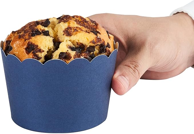 Restaurantware Baking Cups 200 Pack of 10 oz Paper Cupcake Liners Greaseproof Scalloped Oven-Safe Elegant Dessert Muffin Cups Disposable for Parties