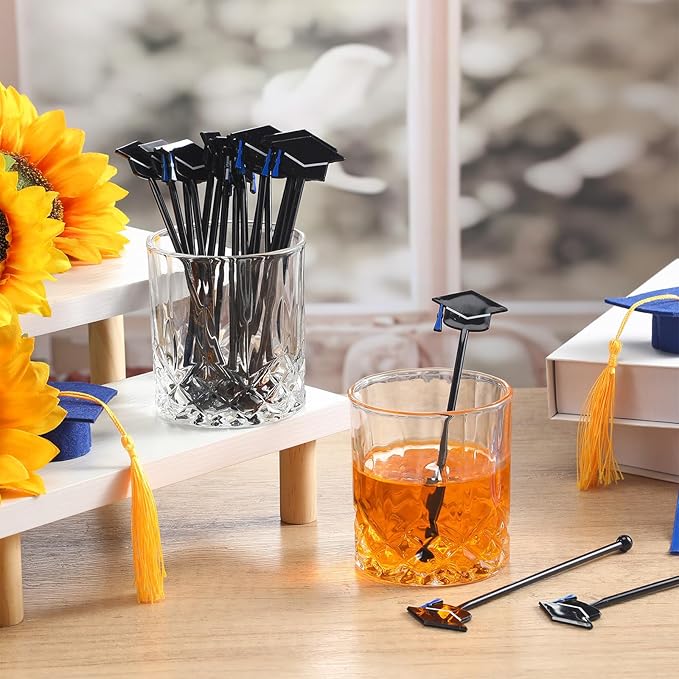 SiliFine 30 Pcs Graduation Cap Drink Stirrers Graduation Stir Sticks Coffee Stirrers Cocktail Mixers Plastic Swizzle Sticks Hot Cocoa Bar Supplies for Party Bar Coffee Tea Favors (Blue)