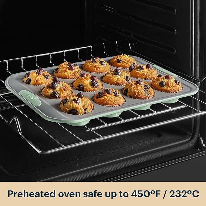 Pyrex (3-Piece) Metal Cookie & Muffin Sheet Bakeware Set, Lightweight Stainless Steel Baking Trays with Heatsafe Silicone Handles, Cookie Muffin Sheet Baking Pan, Sage