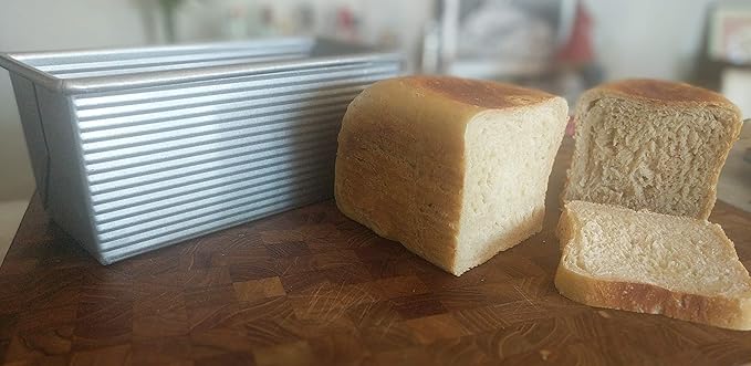 USA Pan Bakeware Pullman Loaf Pan, Small