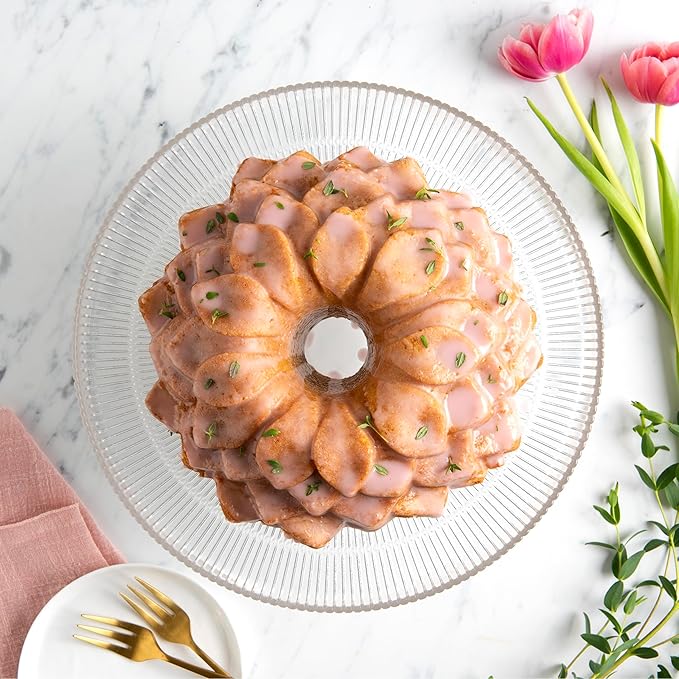 Nordic Ware Blossom Bundt Pan ,Toffee