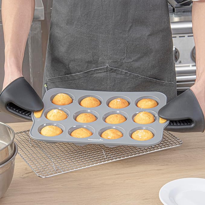 Restaurantware Silicone Baking Molds Pack of 40 Non-Stick Muffin Molds with Handles 12 Compartments, Oven-Friendly Dishwashable Freezer-Friendly Heat-Resistant Gray Silicone Cupcake Muffin Pans