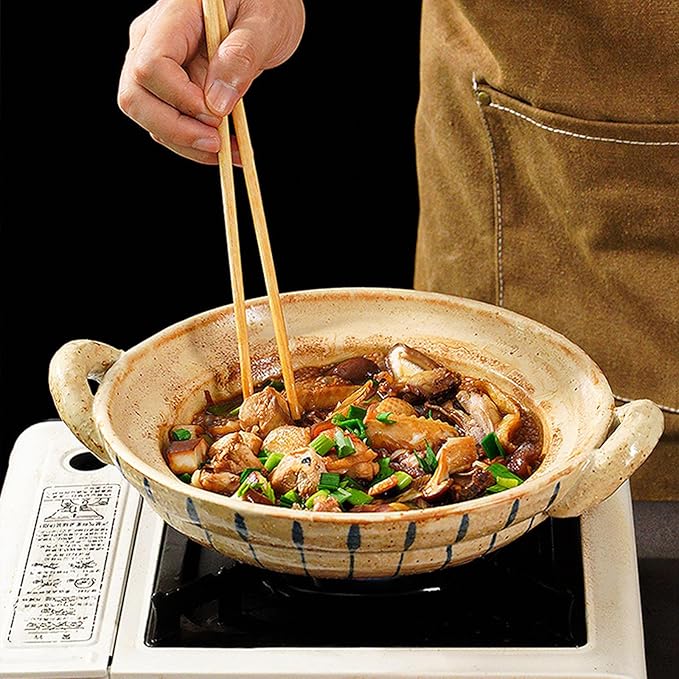 Heat Resistant Ceramic Casserole, Round Earthen Pot Cookware with Lid for Dinner and Party, Uniform Heating Stockpot for Stew, Soup, Steam, Bake(1800ml/1.9quart, White)