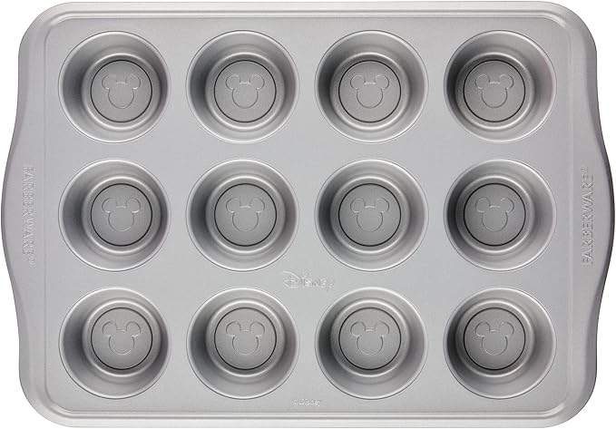 Farberware Disney Bake with Mickey Mouse Nonstick Bakeware Set/Baking Pans with Disney Home Oven Mitts, Cookie Pans, Muffin/Cupcake and Loaf Pan, 6 Piece Non Stick Bakeware Set - Red