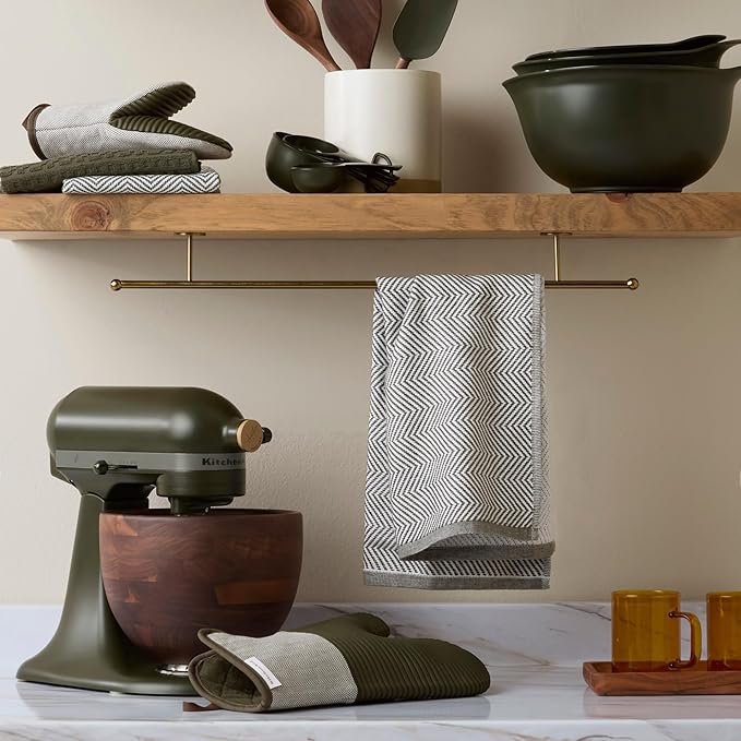 KITCHENAID® Evergreen Design Series Herringbone Ribbed Soft Silicone Oven Mitts 2-Pack Set, Heat Resistant up to 500°F, Flexible & Waterproof, Deep Forest Green, 7"x14"