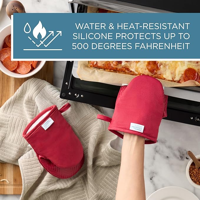 Town & Country Basics Basketweave Soft Silicone Mini Oven Mitt 2-Pack Set, Heat Resistant up to 500F, Flexible Silicone, Non-Slip Grip, Red, 5.5"x8"