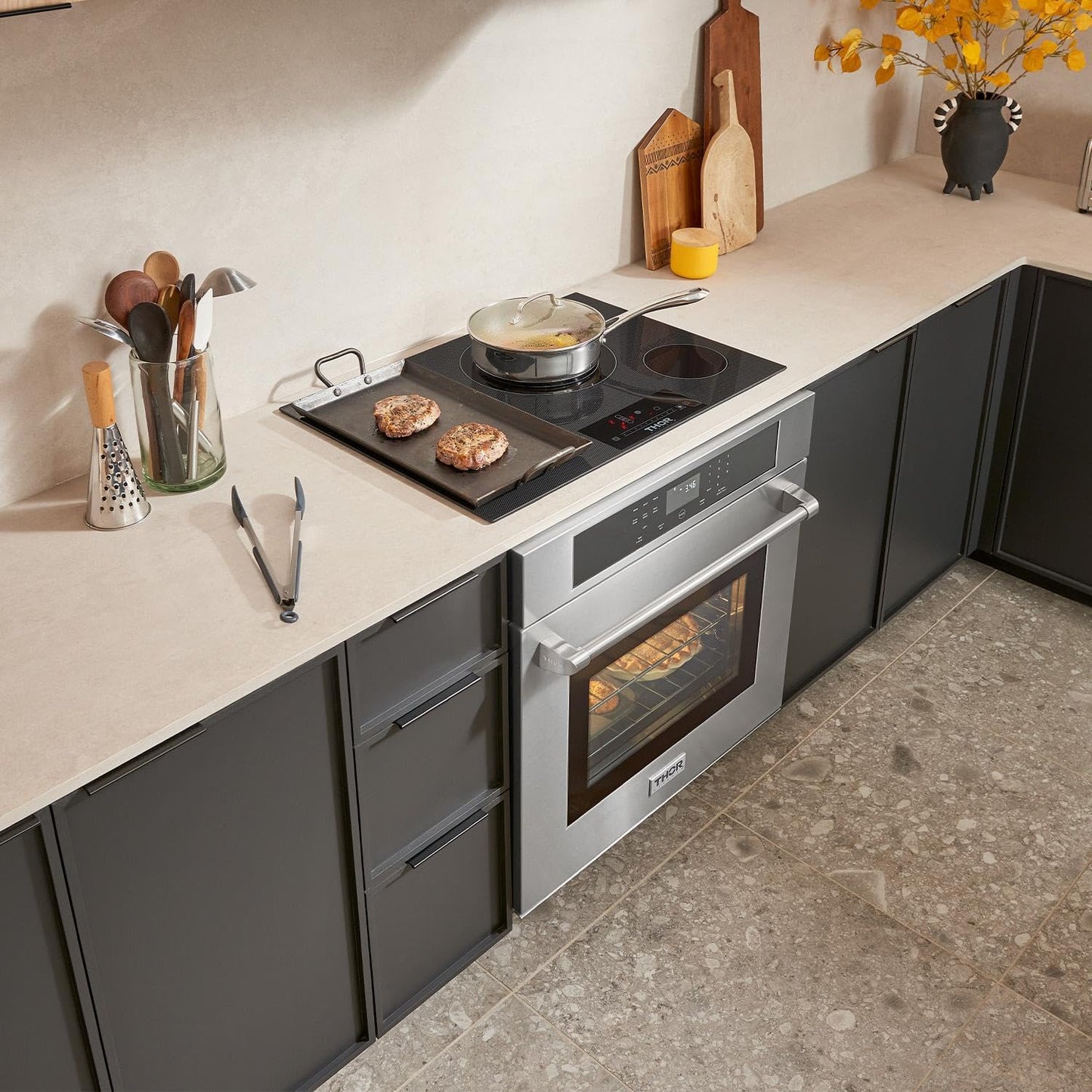THOR Kitchen Professional 30-Inch Electric Cooktop - Model TEC30
