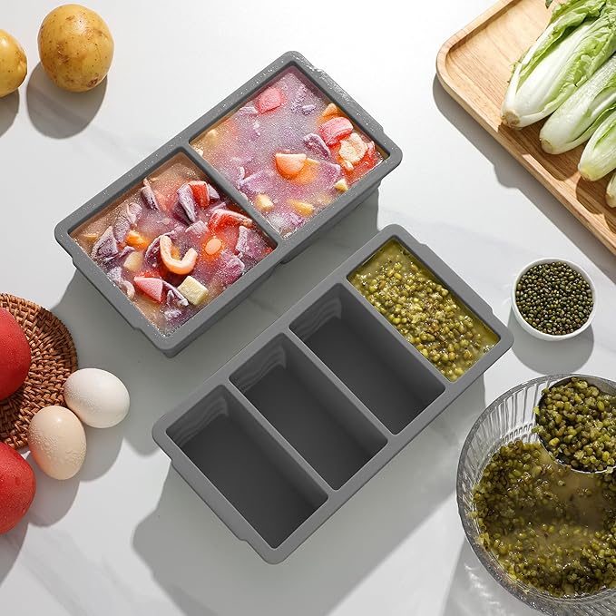 Silicone Freezer Molds for Soup with Lid, 1-Cup & 2-Cup Large Ice Cube Trays Food Storage Containers for Meal Prep, Freeze 500mL/250mL/125mL Portions – 2 Pack