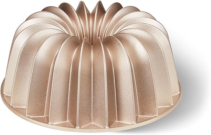 KITESSENSU Non-Stick Cake Pan, 9.5-Inch Aluminum Cake Mold, 8 Cup Fluted Heavy Duty Tube Pan, Durable Rust & Scratch-Resistant, Baking Mold for Jello, Gelatin, Chocoflan, Flan, French Wreath,Gold