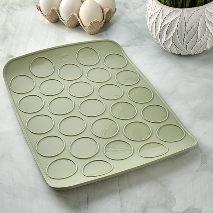 BergHOFF Balance Nonstick Silicone Cookie Baking Mat/Sheet 12.5"x 9", Rectangular, Heat-resistant, Food Safe, Even Bake, For Macaroon, Pastry, Buns, Rollable, Reusable, Quick Release