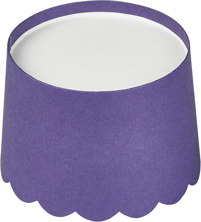 Restaurantware Baking Cups 200 Pack of 10 oz Paper Cupcake Liners Greaseproof Scalloped Oven-Safe Elegant Dessert Muffin Cups Disposable for Parties