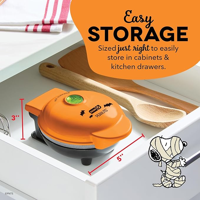 Peanuts x Dash Snoopy Jack-o-Lantern Mini Waffle Maker