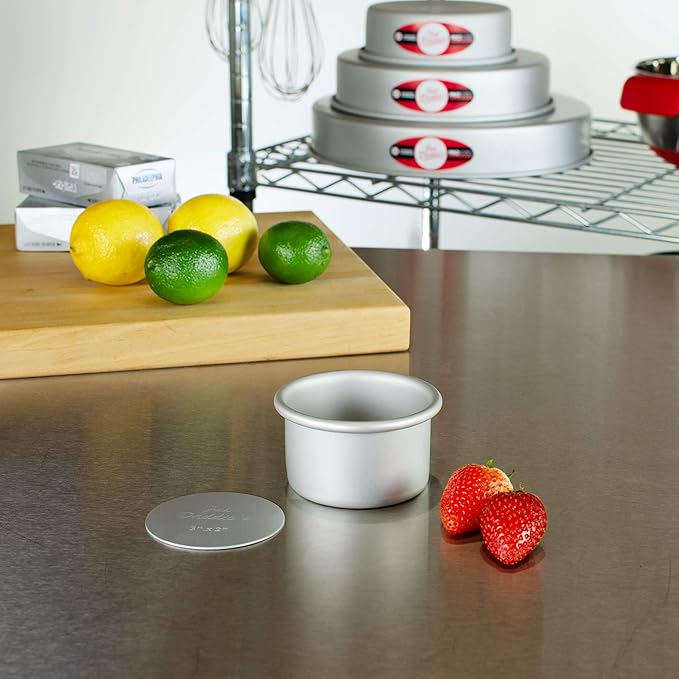 Fat Daddio's Anodized Aluminum Round Cheesecake Pan with Removable Bottom, 3 Inch by 2 Inch