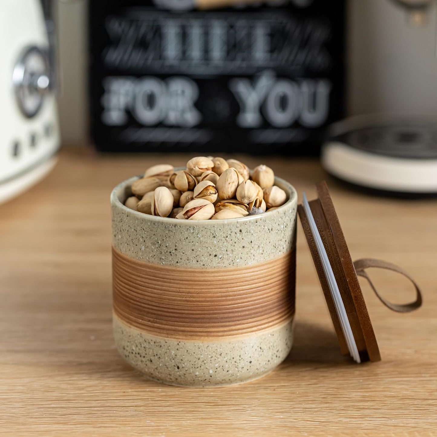 Coffee Storage Container Jar with Lid, Ceramic Kitchen Food Storage Jars with Airtight Lids for Spice Sugar Cookie, Stackable Decorative Jars for Coffee Countertop, 28oz