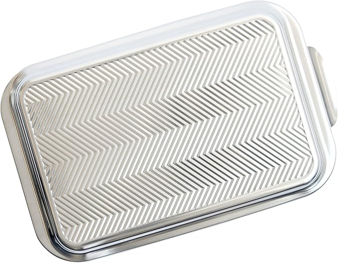 Nordic Ware 9x13 with Prism Metal Lid