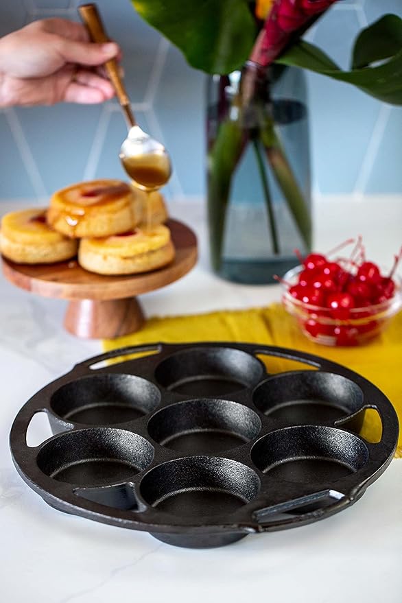 Lodge Cast Iron Mini Cake Pan