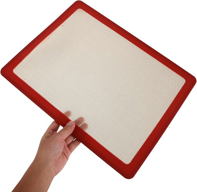 SUPVOX Reusable Red Silicone Baking Mat Sheet Non-stick Oven Liner with Raised Edges for Rolling Dough and Baking Cakes, Heat Resistant Silicone Mat for Home Kitchen Pastry and Cookie
