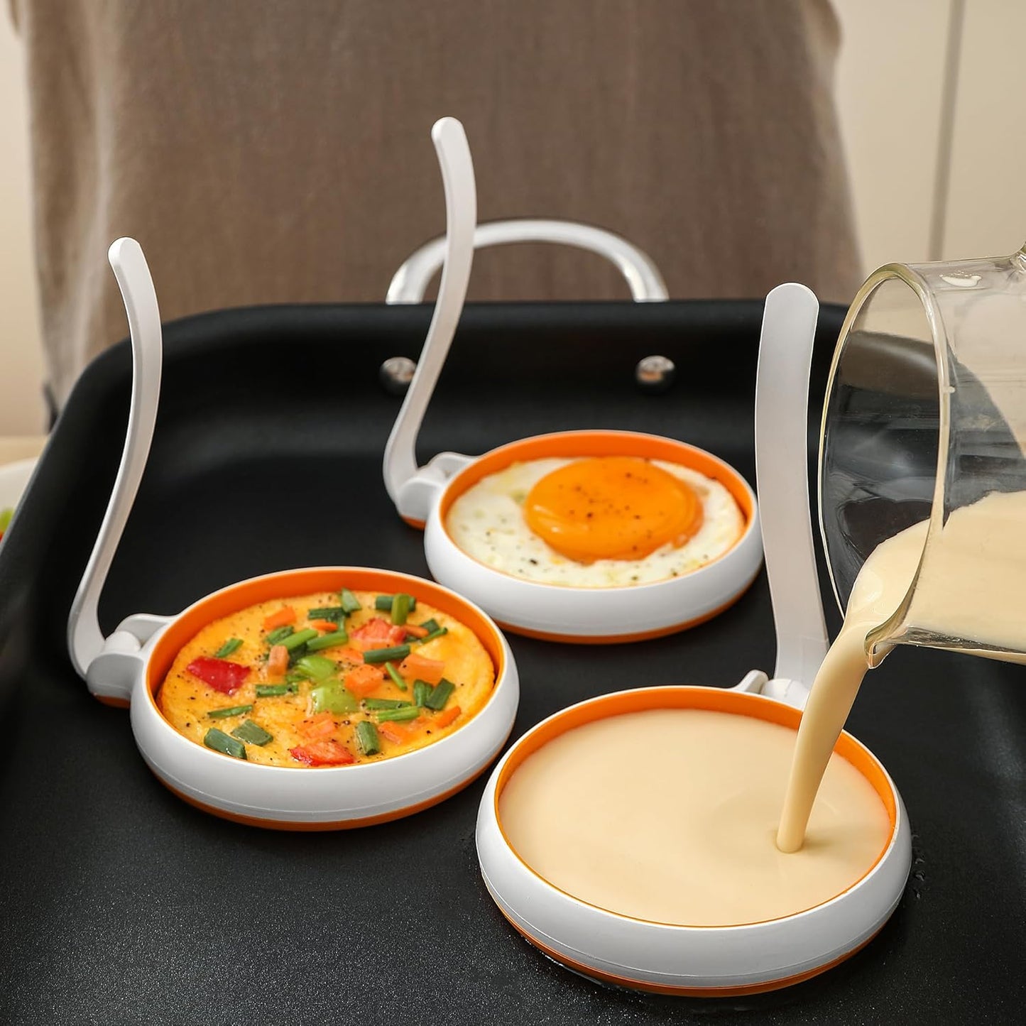 Silicone Fried Egg Cooker Rings Set,Nonstick,Easy to Use&Clean, 4-pack, Round Egg Mold for Cooking Pancake,Breakfast Sandwich, fit McMuffin Biscuit,Griddle Egg Ring for Frying Eggs