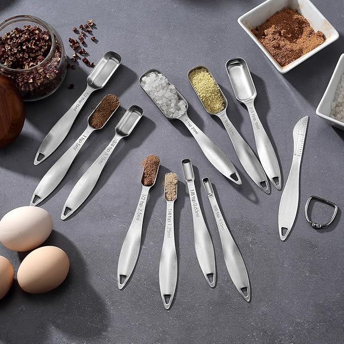 Measuring Cups and Spoons Set of 24 Piece in 18/8 Stainless Steel, Heavy Duty 8 Measuring Cups, 10 Measuring Spoons, 1 Leveler & 5 Mini Measuring Spoons Ideal for Dry and Liquid Ingredients