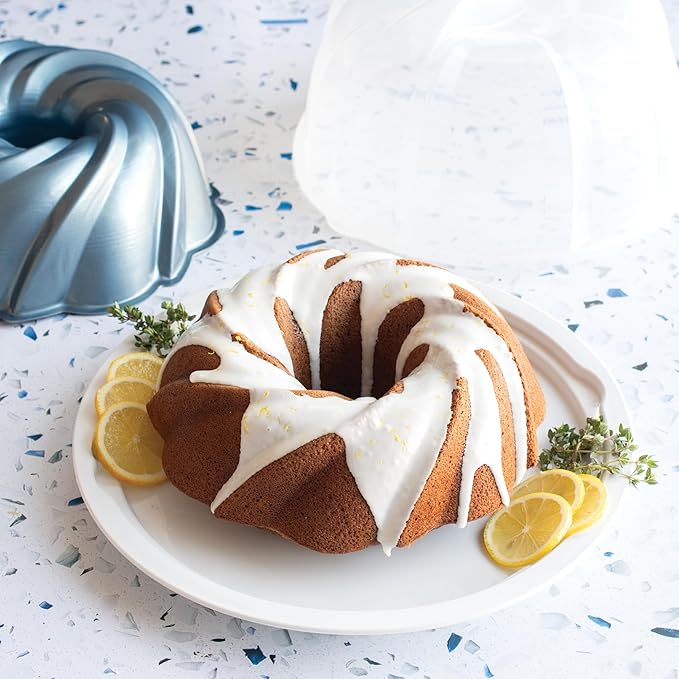 Nordic Ware Formed Swirl Bundt with Keeper, 10 Cup, Twilight Blue