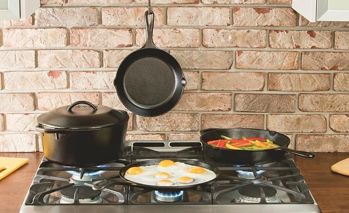 Lodge 7-Quart Cast Iron Dutch Oven – Made in USA, Pre-Seasoned, PFAS-Free & Non-Toxic, Heat-Treated, Induction Compatible, Self-Basting Lid, Durable Multi-Use Cooking Pot for Oven to Table