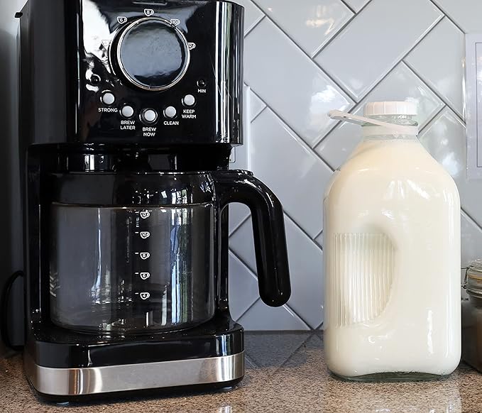 The Dairy Shoppe Glass Milk Bottle, Heavy Glass with 48mm Lid, Creamery Style (64 oz/1 pk, Half Gallon)