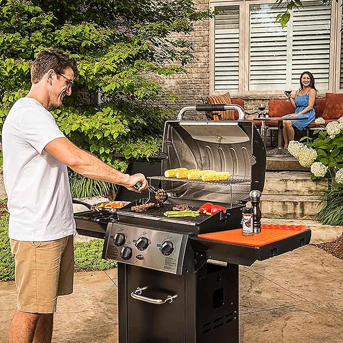 Silicone Griddle Mat for Blackstone - BBQ Grill Accessory with Drip Pad & Spatula Holder - Ideal for Outdoor Cooking & Kitchen Counter