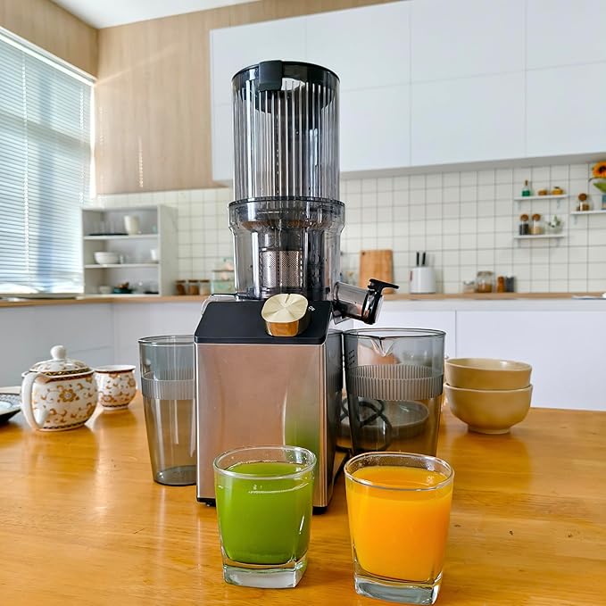 Cold Press Juicer, Wide Feed Chute Juicer Machines, Stainless Steel Slow Masticating Juicers Easy to Clean, Vegetables & Fruits Juice Extractor, High Juice Yield, Brass Color Knob