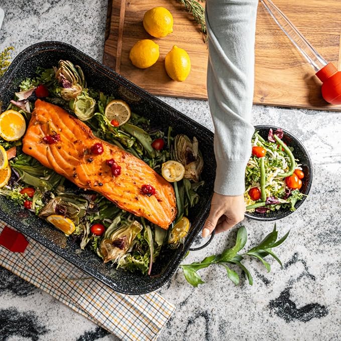Granite Ware 19-Inch Covered Rectangular Roaster - Enamel Steel Cookware, Nonstick & Chemical-Free, Dishwasher Safe - 25 Lb Capacity, Large Roasting Pan for Meats, Poultry, Vegetables (Speckled Black)