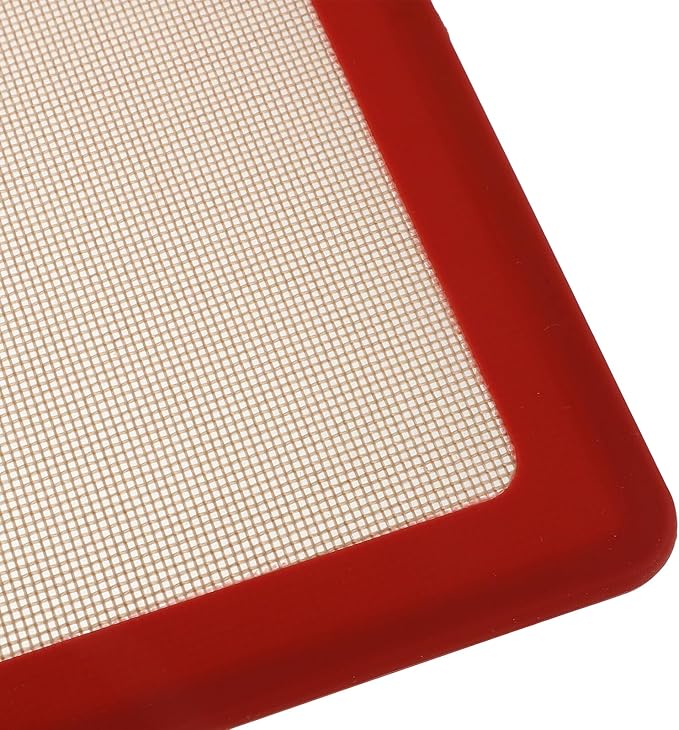 SUPVOX Reusable Red Silicone Baking Mat Sheet Non-stick Oven Liner with Raised Edges for Rolling Dough and Baking Cakes, Heat Resistant Silicone Mat for Home Kitchen Pastry and Cookie