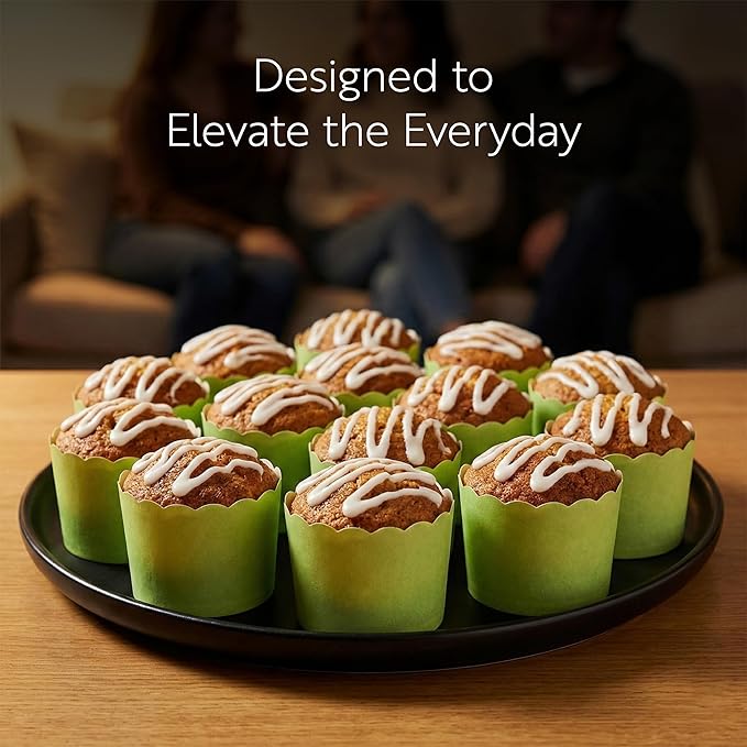 Restaurantware Baking Cups 200 Pack of 6 oz Paper Cupcake Liners Greaseproof Scalloped Oven-Safe Elegant Dessert Muffin Cups Disposable for Parties