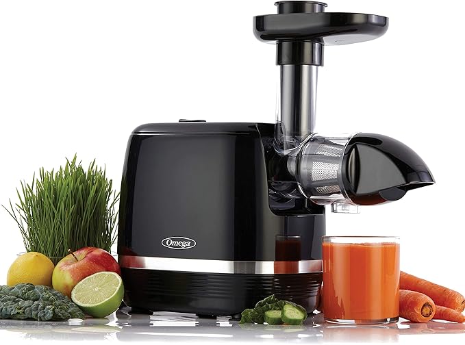 Omega H3000D Cold Press Juicer Machine, Vegetable and Fruit Juice Extractor, Triple-Stage Slow Masticating Juicer, 150 W, Black