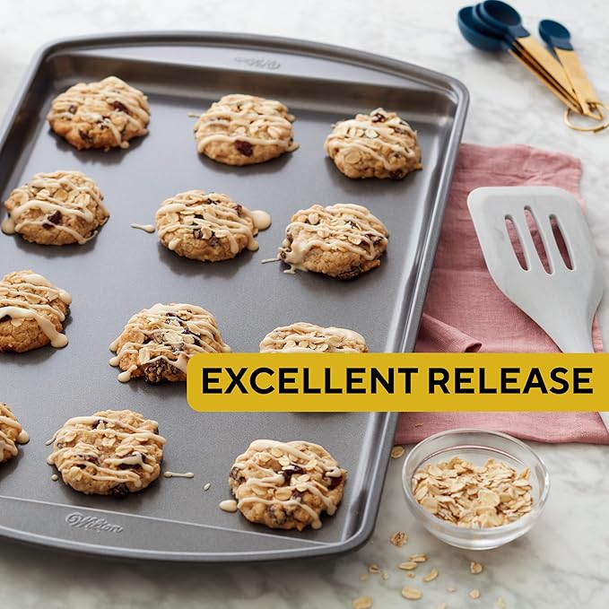 Wilton Perfect Results Nonstick Medium 15 x 10 in Cookie Baking Sheets Set, 2-Piece Steel Bakeware, Scratch-Resistant, Dishwasher Safe