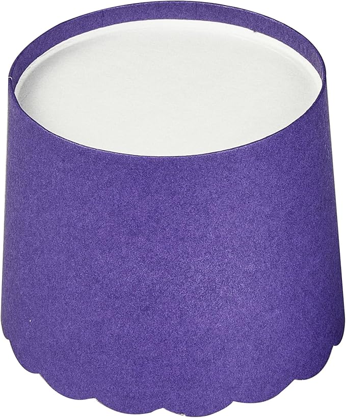 Restaurantware Baking Cups 200 Pack of 6 oz Paper Cupcake Liners Greaseproof Scalloped Oven-Safe Elegant Dessert Muffin Cups Disposable for Parties