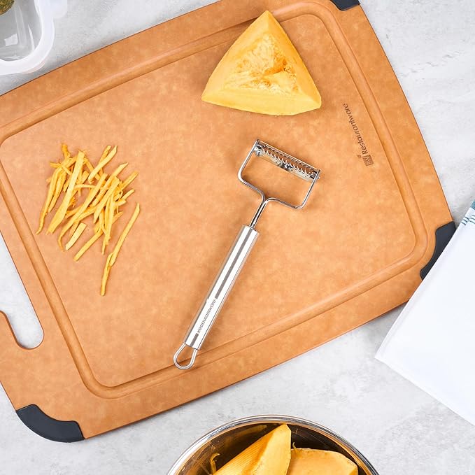Restaurantware Stainless Steel Julienne Vegetable Peeler - German Standard Kitchen Peeler Dishwasher Safe, Sharp Blades, Ergonomic Handle - Potato Peeler for Potato, Apple, Cucumber