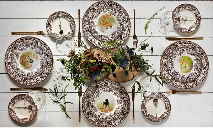 Spode Woodland Hunting Dogs, 10.5" Dinner Plate - English Springer Spaniel Design, Made in England, Microwave Safe & Dishwasher Safe, Fine Earthenware for Holiday Dining - Collectible Tableware & Gift